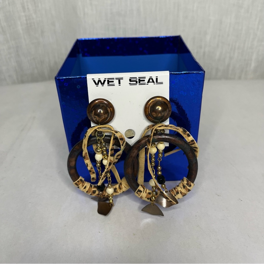 Beautiful tribal earrings!